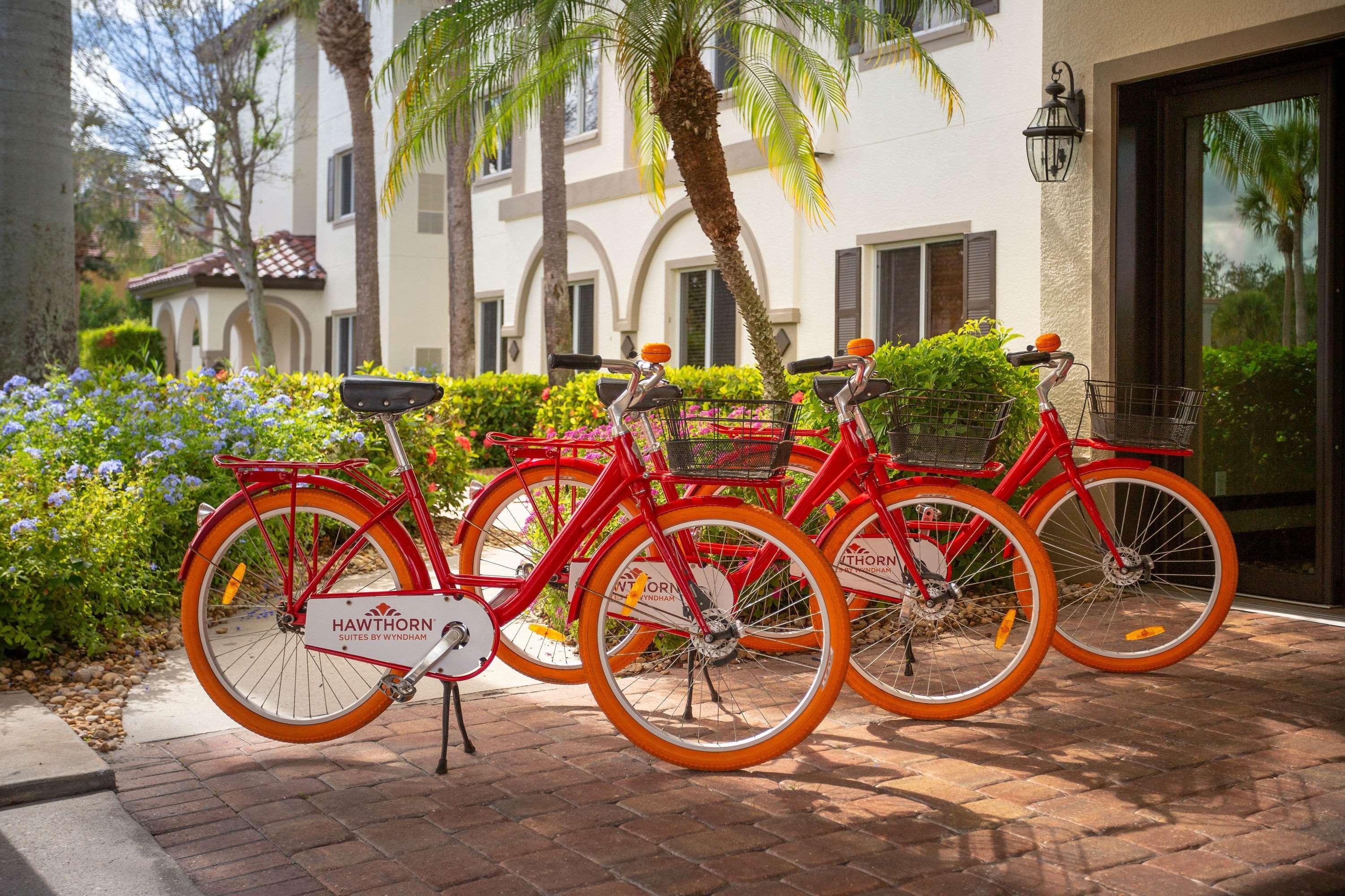 Hawthorn Extended Stay By Wyndham Naples Vineyards Exterior photo