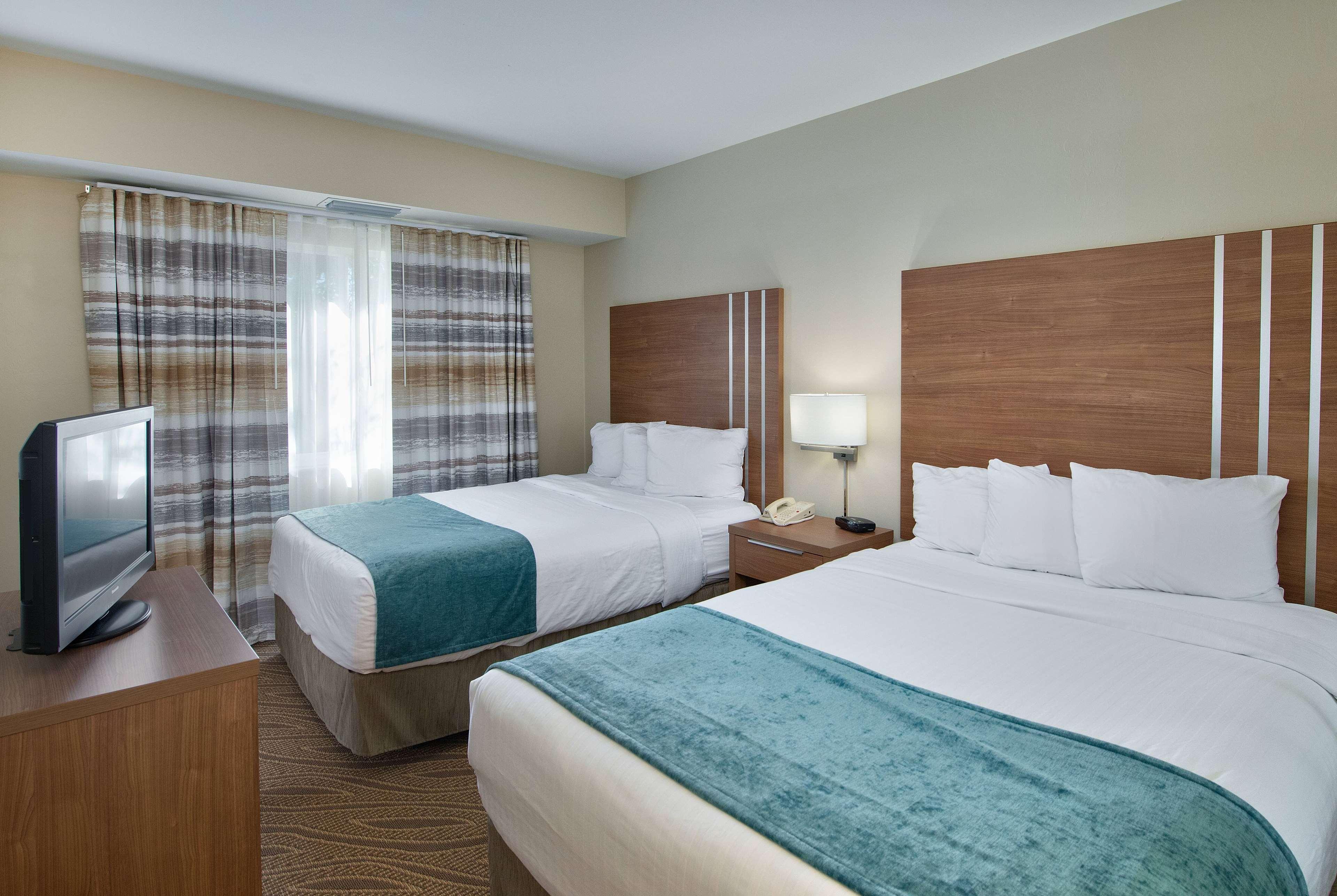Hawthorn Extended Stay By Wyndham Naples Vineyards Exterior photo